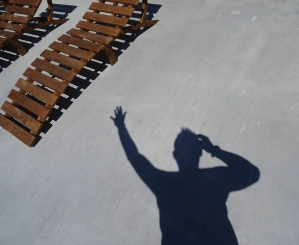 Man Shadow Greeting Gesture Foto Stock — Fotografia de Stock