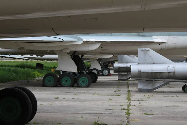 Air Launched Missiles Wing Landed Bomber Military Air Base — Zdjęcie stockowe