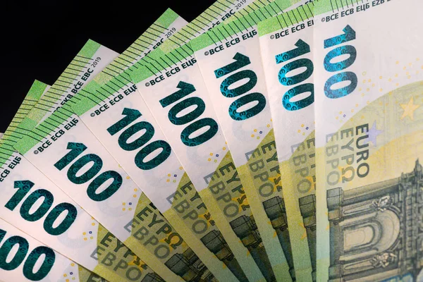 Фрагмент Банкнот Номіналах 100 Євро Білому Тлі — стокове фото