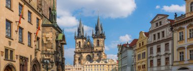  Çek başkenti Prag 'daki Eski Şehir Meydanı