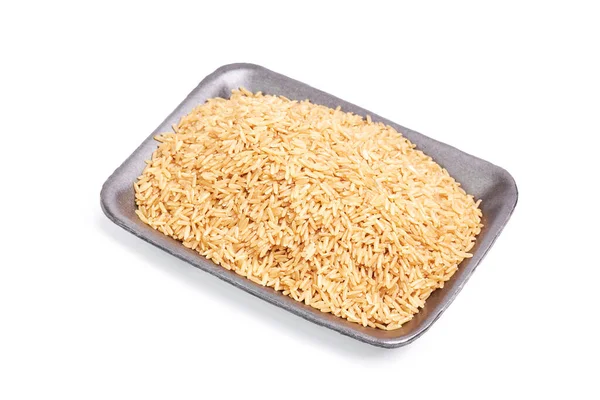 Beyaz Arka Planda Çiğ Pirinçli Siyah Tepsi Asya Yemekleri Sağlıklı — Stok fotoğraf