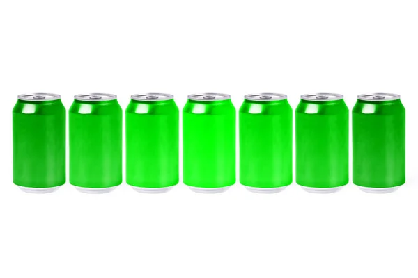 Alumínium Dobozok Zöld Színvariációkkal Fehér Háttérrel Frissítő Ital Koncepciója — Stock Fotó