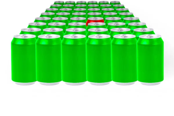 红色铝可以在一组白色背景的绿色铝罐中 概念原色 混合颜色 — 图库照片