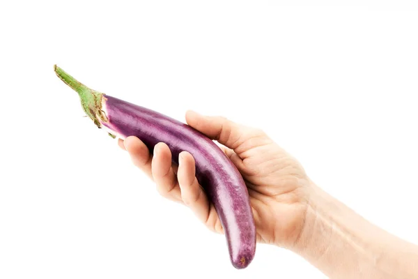 Hand Van Een Vrouw Met Een Paarse Japanse Aubergine Gezond — Stockfoto