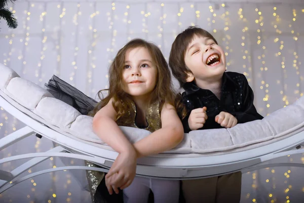 Dzieci Domu Wakacje Sylwester Czekam Nowy Rok — Zdjęcie stockowe