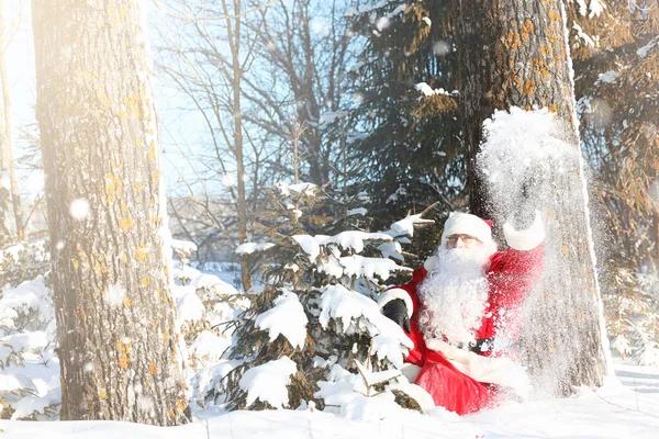 Santa Claus Viene Con Regalos Del Exterior Santa Traje Rojo — Foto de Stock