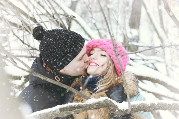 Couple Jeunes Amants — Photo