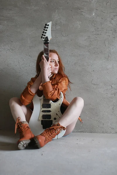 Young Red Haired Girl Electric Guitar Rock Musician Girl Leather — Stock Photo, Image