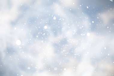 mavi kar yağışı bokeh arkaplan, soyut kar tanesi bulanık arkaplan