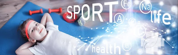Sport Egészséges Életmód Gyermek Sportolni Otthon Jóga Matrac Súlyzó Ugrókötél — Stock Fotó
