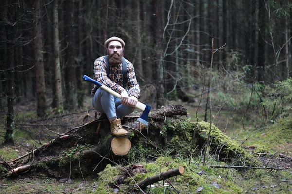 Bearded Lumberjack Large Examines Tree — Stock Photo, Image