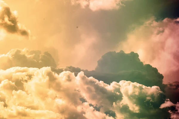 Небесний Пейзаж Хмарами Пастельних Кольорів — стокове фото