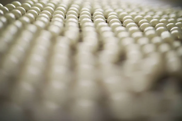 Una Cadena Perlas Perlas Guirnalda Artificial Diseño Interiores Decoración — Foto de Stock