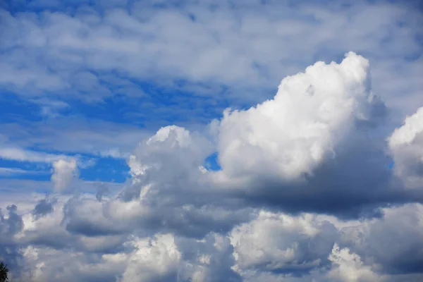 Awan Tinggi Langit Musim Panas Latar Langit Pengamatan Meteorologi Langit — Stok Foto