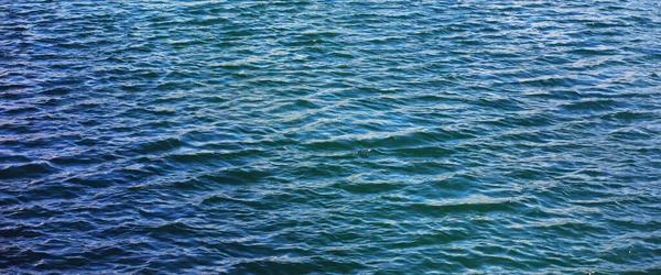 Επιφάνεια Νερού Υφή Του Νερού Κύματα Στη Λίμνη Ανεμοδαρμένο Καιρό — Φωτογραφία Αρχείου