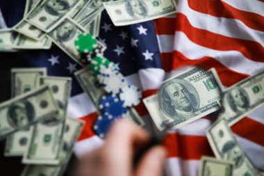 Amerika Birleşik Devletleri bayrağının sembolü. Bağımsızlık geçmişi. Çizgili Amerikan bayrağı.