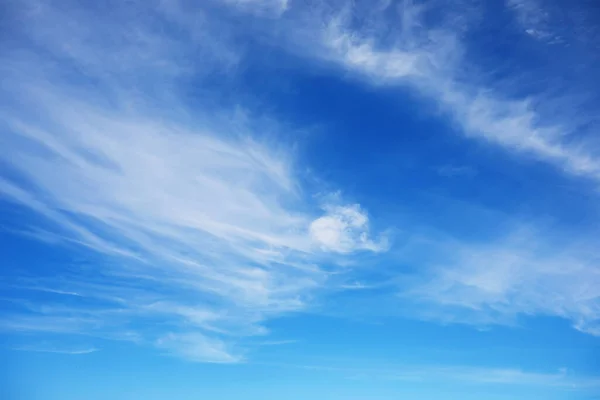 Ψηλά Σύννεφα Στον Καλοκαιρινό Ουρανό Ουράνιο Φόντο Μετεωρολογικές Παρατηρήσεις Του — Φωτογραφία Αρχείου