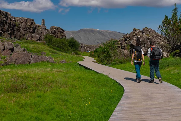Bergformationer Vid Thingvellir Nationalpark Island Där Tektoniska Plattor Möts Utsikt — Stockfoto