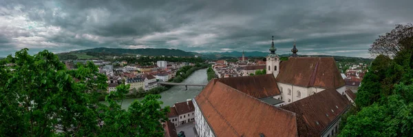 Blick Vom Burgberg Auf Die Stadt Steyr Saftiges Grün Malerischer — Stockfoto