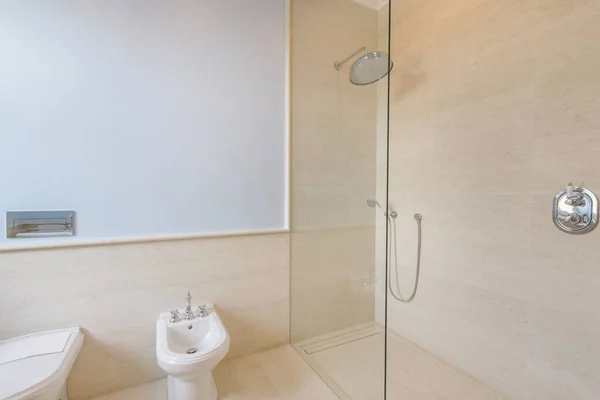 Bathroom Decorated Tiles Pastel Pink Tones Shower Tropical Watering Can — Fotografia de Stock