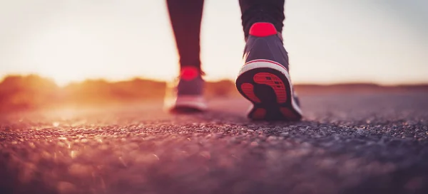 Woman Starting Run Outdoors Evening Concept Healthy Lifestyle — Φωτογραφία Αρχείου