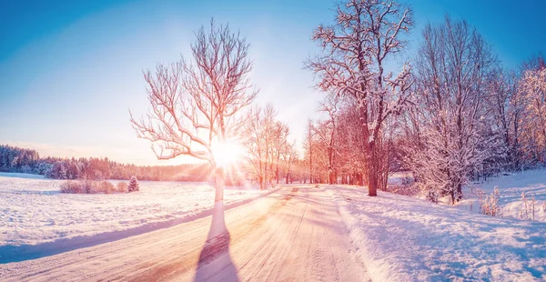 Belle Vue Sur Lever Soleil Matin Sur Route Enneigée Campagne — Photo