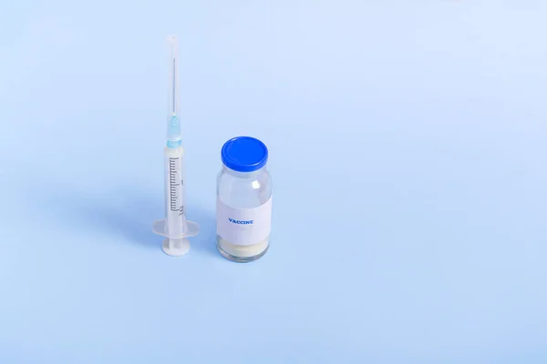Vaccine Immunization Covid Syringe Colored Background Close Medical Concept — Stock Photo, Image