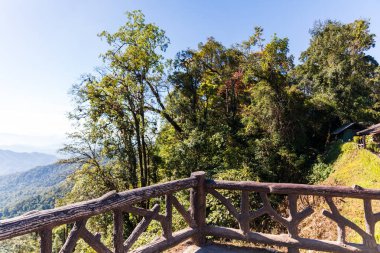 Görüntü: Phu Kha Bakış açısı 1715, Pua Bölgesi, Nan ili, THAILAND.