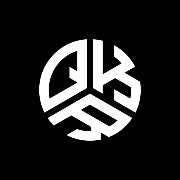 Desain Logo Huruf Qkr Pada Latar Belakang Hitam Qkr Kreatif - Stok Vektor