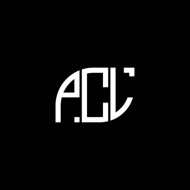 Siyah arkaplan üzerine PCL harf logosu tasarımı. PCL yaratıcı harf logo kavramı. PCL vektör harf tasarımı.