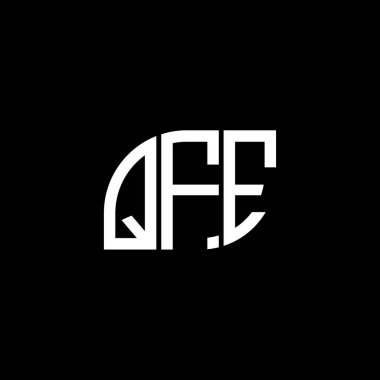 QFE harf logosu siyah arkaplan üzerinde tasarlandı. QFE yaratıcı harflerin baş harfleri logo kavramı. QFE vektör harf tasarımı.