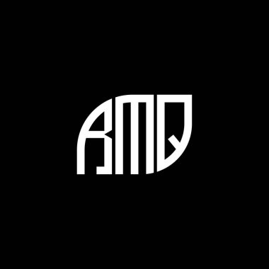 Siyah arka planda RMQ harfi logo tasarımı. RMQ yaratıcı harflerin baş harfleri logo kavramı. RMQ harf tasarımı.