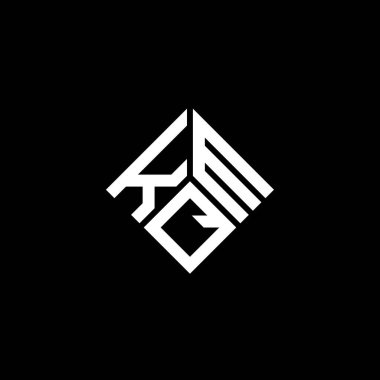 Siyah arkaplanda KQM harf logosu tasarımı. KQM yaratıcı harflerin baş harfleri logo kavramı. KQM harf tasarımı.