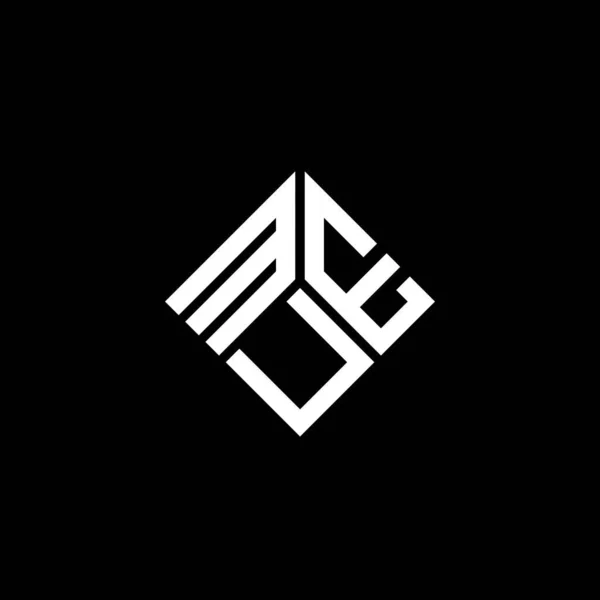 Mue Lettera Logo Design Sfondo Nero Mue Creativo Iniziali Lettera — Vettoriale Stock