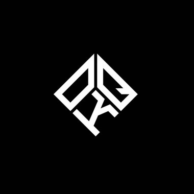 Siyah arka planda OKQ harfi logo tasarımı. Tamam, yaratıcı harflerin baş harfleri logo konsepti. Tamam, harf tasarımı.