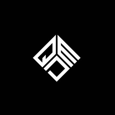 Siyah arkaplanda QDM harf logosu tasarımı. QDM yaratıcı harflerin baş harfleri logo kavramı. QDM harf tasarımı.