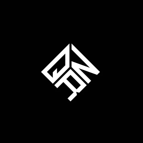 Qrn Harfi Logo Tasarımı Siyah Arkaplan Üzerine Qrn Yaratıcı Harflerin — Stok Vektör
