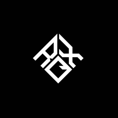 Siyah arkaplanda RQX harf logosu tasarımı. RQX yaratıcı harflerin baş harfleri logo kavramı. RQX harf tasarımı.