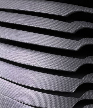 Endüstriyel plastik ürünü siyah renkte kapatıyoruz.