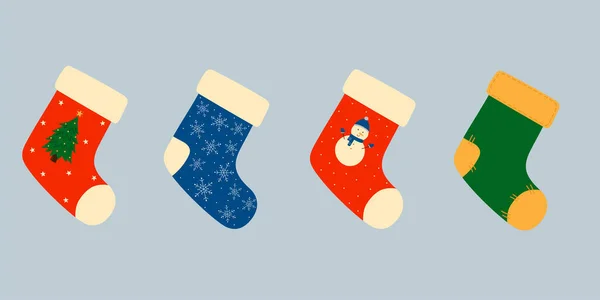 一套五颜六色的圣诞袜 圣诞冬季设计元素的涂鸦风格 — 图库矢量图片