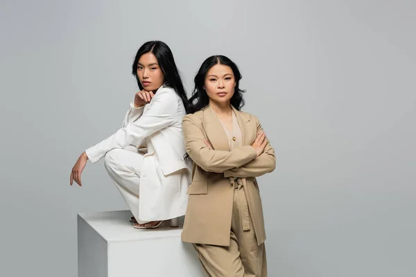 Asian Young Adult Woman Sitting Cube Brunette Mother Posing Crossed — Stock Photo, Image