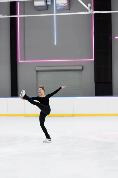 Full Length Figure Skater Black Bodysuit Skating Outstretched Hand Professional — Stock Photo, Image