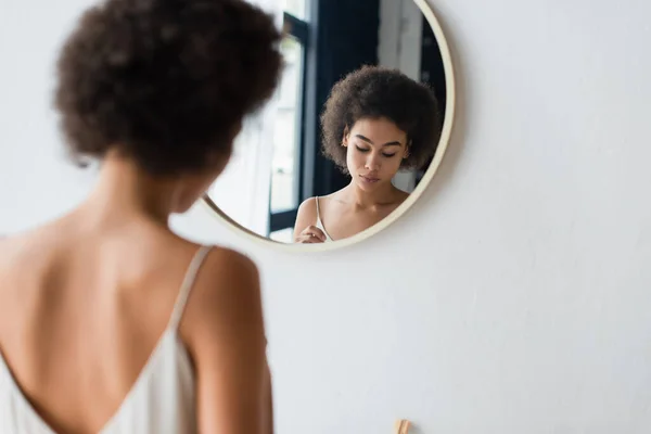 Young African American Woman Standing Mirror Home — Fotografia de Stock