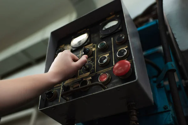 Low Angle View Welder Switching Welding Machine Factory — Stock Photo, Image