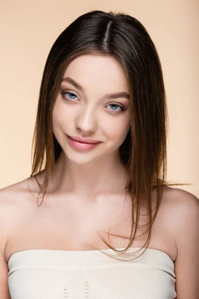 Pleased Young Model Bare Shoulders Isolated Beige — Stock Photo, Image