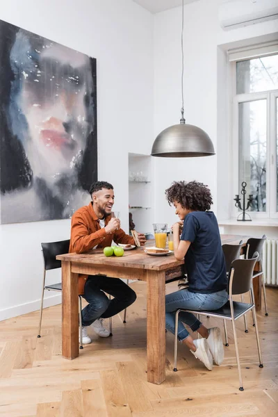 Happy African American Woman Having Lunch Cheerful Boyfriend — Stock Photo, Image