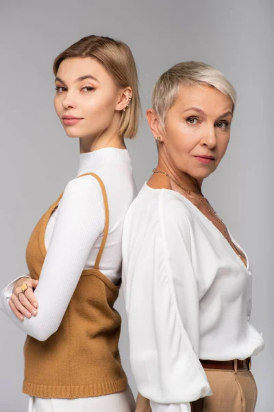 Young Woman Standing Back Back Middle Aged Mother Isolated Grey — Stock Photo, Image