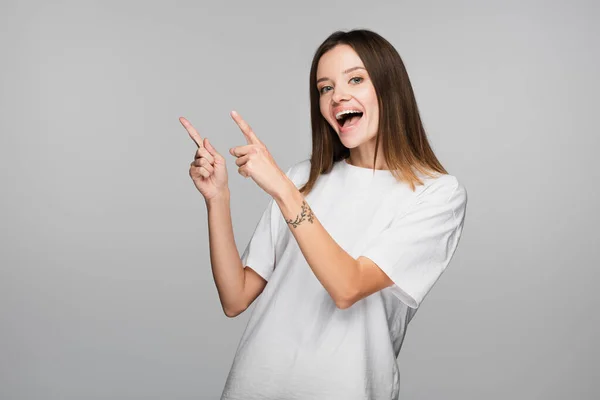 Thrilled Woman Pointing Fingers While Looking Camera Isolated Grey — Stock Photo, Image