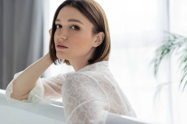 Young Woman Lace Robe Posing Bathtub Home — Stock Photo, Image