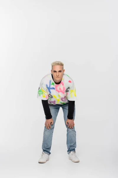Full Length Blonde Gay Man Trendy Clothes Looking Camera Grey — Stok fotoğraf